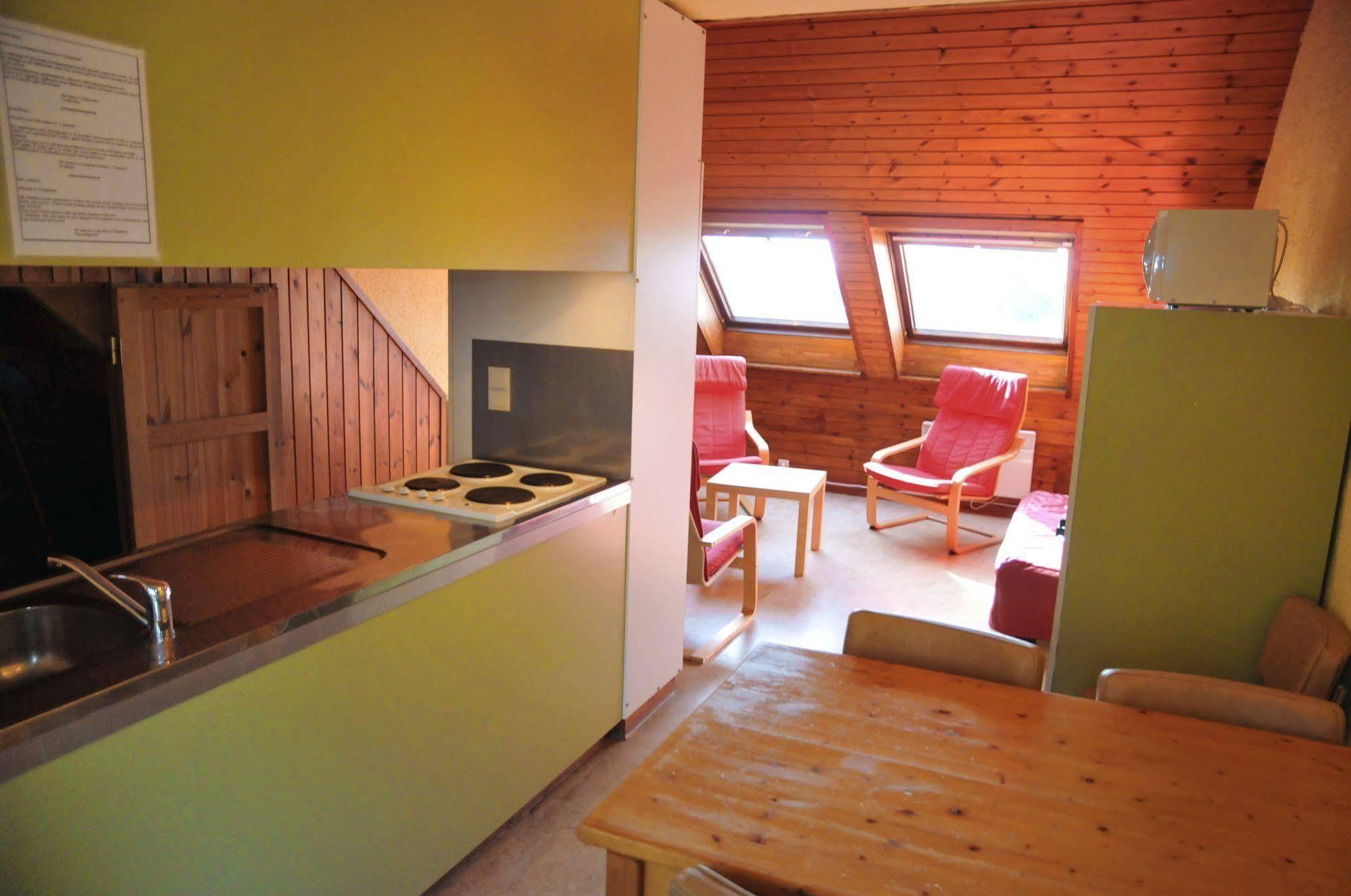 Hotel Espinette à Biron Extérieur photo